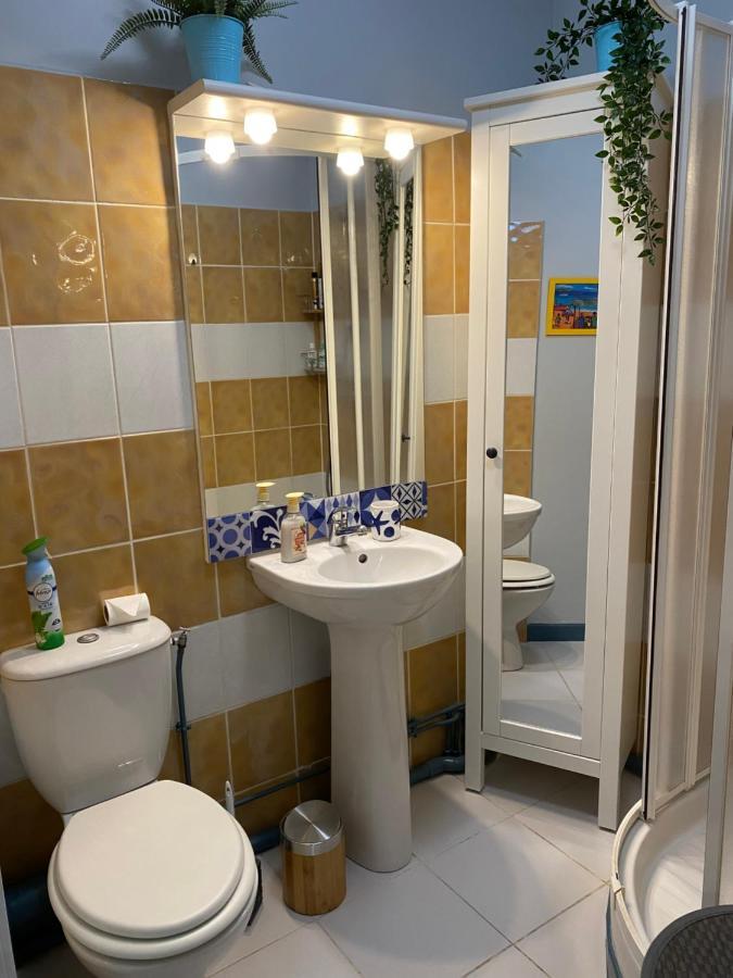 Meuble Tourisme Carmes 2 Etoiles, Entree Autonome,Wifi, Climatise, Petit Parking Prive Lägenhet Toulouse Exteriör bild